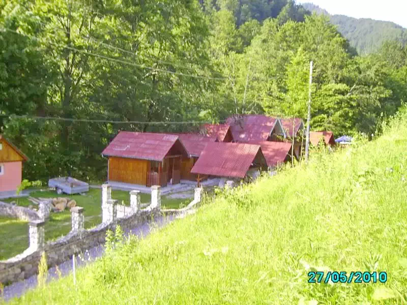 Valea Boghii - Casa de Vacanta Iulius Cascadele Oșelu si Bulbuci 563995 thumb