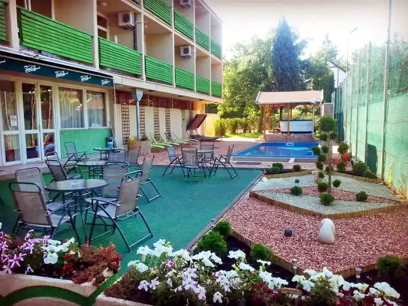 Miskolctapolca / Park Hotel Mișcolț 351346 thumb