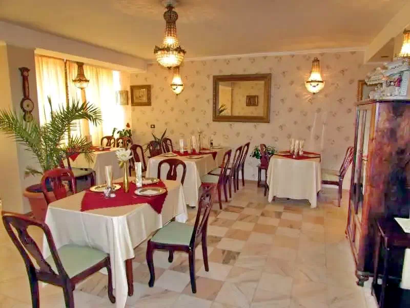 Timișoara - Pensiunea Dinu Residence***|Temesvár - Dinu Residence Panzió***  Temesvár 254366 thumb