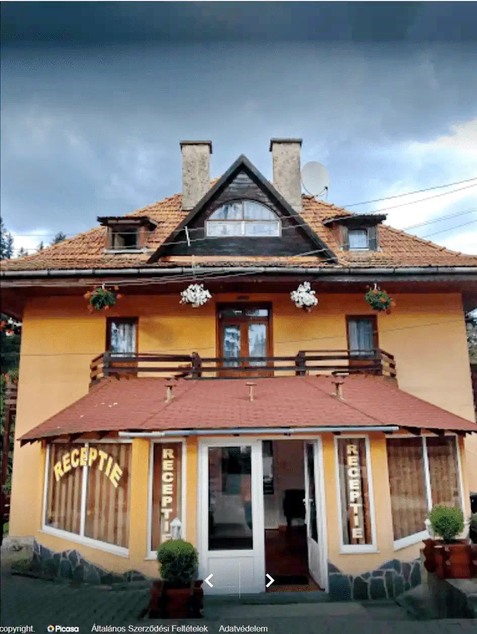 Lacu Roșu - Pensiunea Vila Tușnad**|Gyilkostó -  Tusnád Villa Panzió**  Gyilkostó 453902 thumb