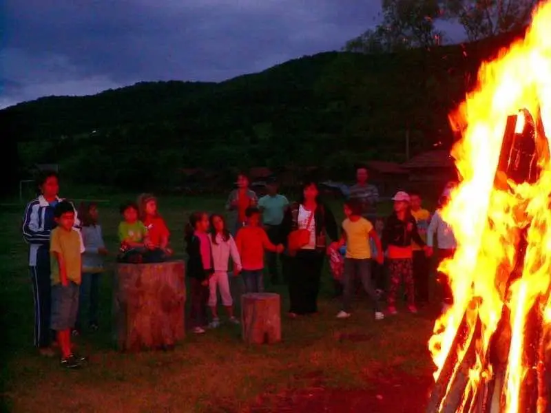 Sub Cetate - Pensiunea și camping Zetevár |Zeteváralja - Zetavár Panzió és Kemping***  Zeteváralja 452564 thumb