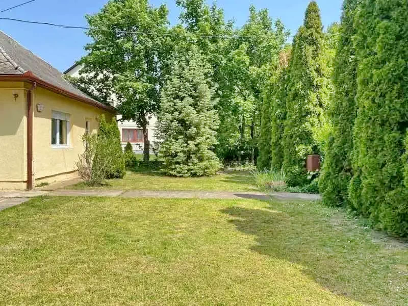 Hajdúszoboszló / Emese Apartman  Hajdúszoboszló 193813 thumb