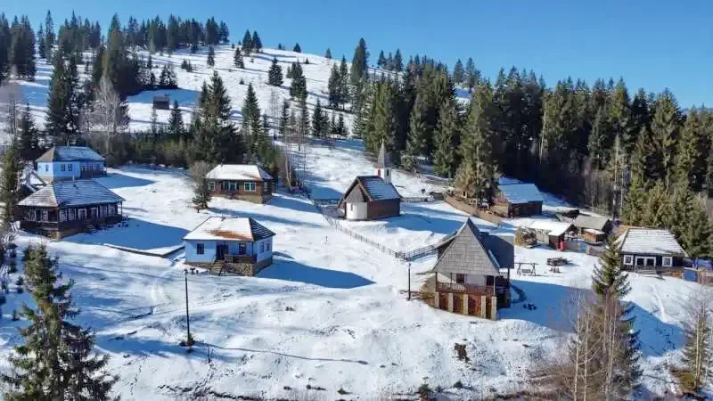 Lunca de Jos - Pensiunea Gyimesi Skanzen** |Gyimesközéplok - Gyimesi Skanzen Panzió** Gyimesközéplok 505019 thumb