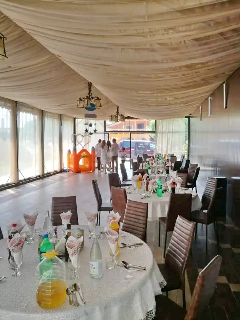 Vălenii de Munte Cazare | Motel (K0583-2) Imaginea poate fi supusă drepturilor de autor. Se recomandă contactarea titularului drepturilor.