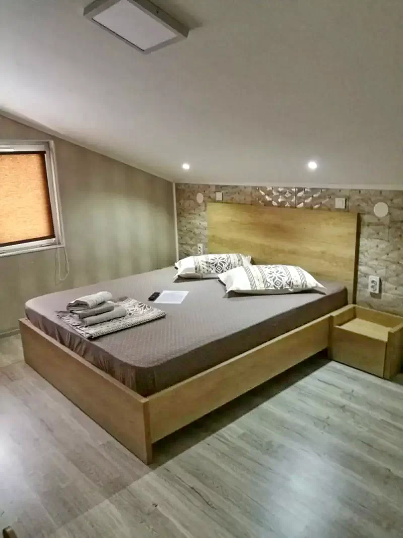  Szállás | Motel (K0583-20) A kép szerzői jogvédelem alatt állhat. Javasolt a kapcsolatfelvétel a jog tulajdonossal.