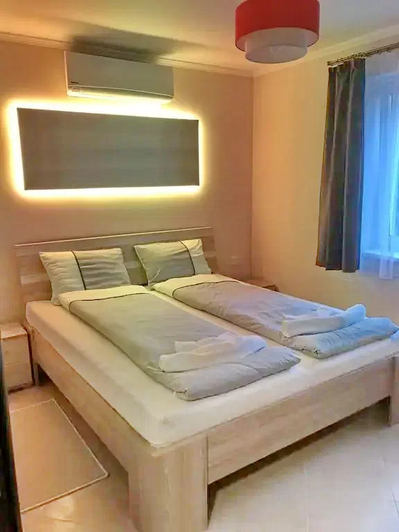  Cazare | Motel (K0689-8) Imaginea poate fi supusă drepturilor de autor. Se recomandă contactarea titularului drepturilor.