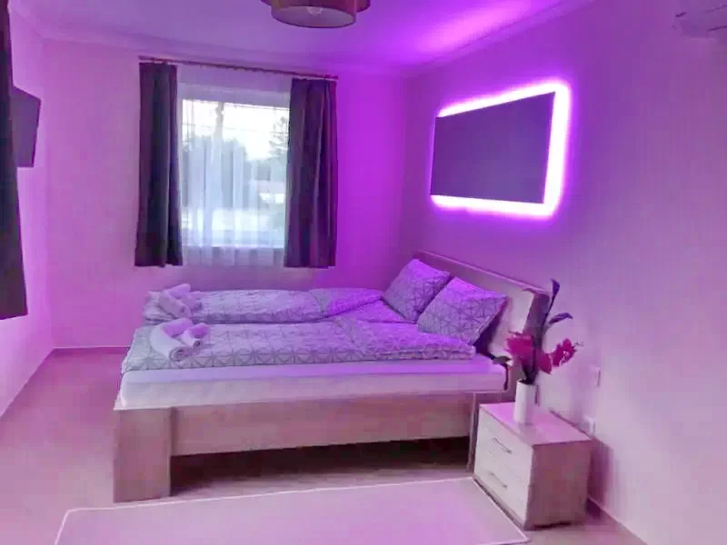  Cazare | Motel (K0689-9) Imaginea poate fi supusă drepturilor de autor. Se recomandă contactarea titularului drepturilor.