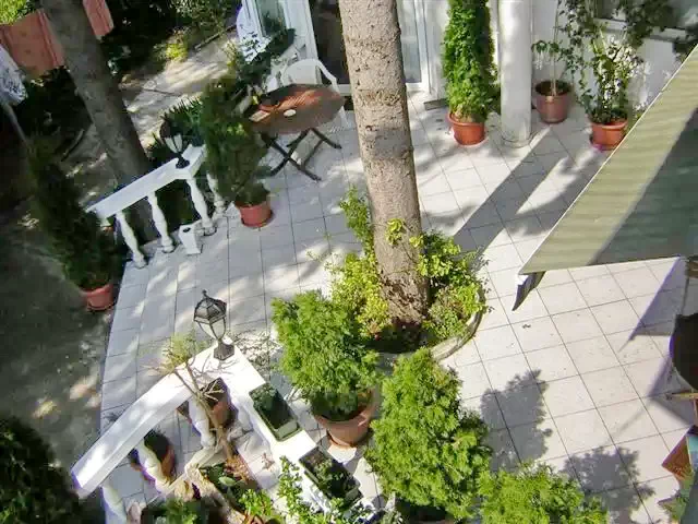 Mișcolț Cazare | Motel (K0764-13) Imaginea poate fi supusă drepturilor de autor. Se recomandă contactarea titularului drepturilor.