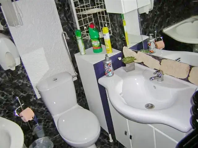 Mișcolț Cazare | Motel (K0764-20) Imaginea poate fi supusă drepturilor de autor. Se recomandă contactarea titularului drepturilor.