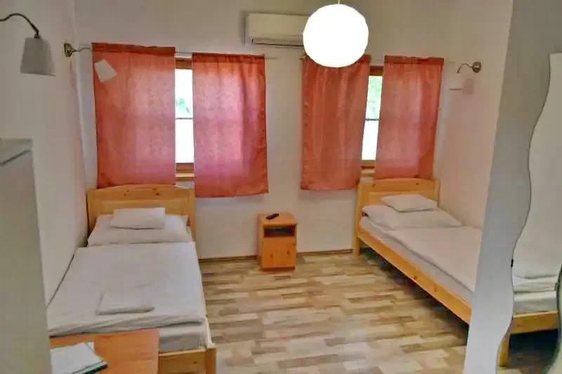 Szigetbecse Szállás | Hotel**** (K0958-11) A kép szerzői jogvédelem alatt állhat. Javasolt a kapcsolatfelvétel a jog tulajdonossal.