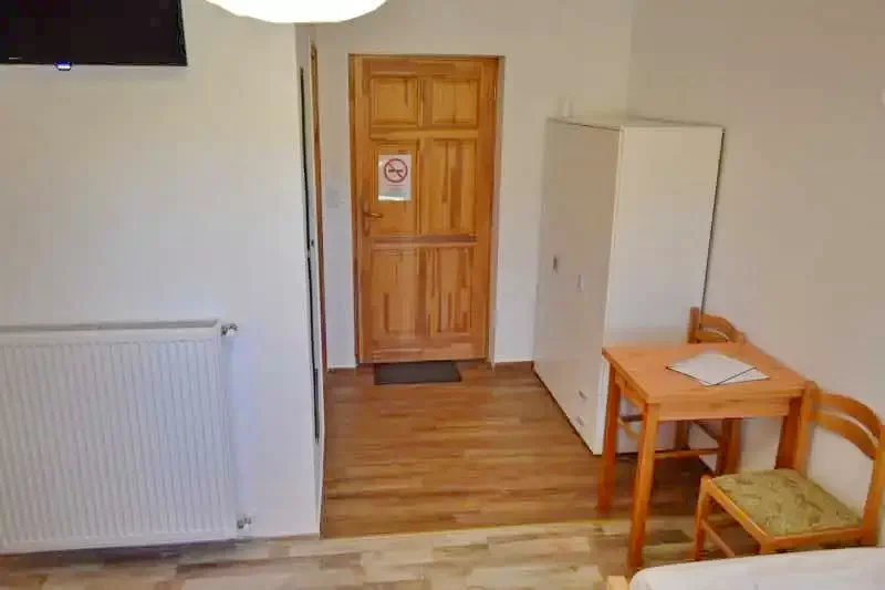  Cazare | Hotel**** (K0958-12) Imaginea poate fi supusă drepturilor de autor. Se recomandă contactarea titularului drepturilor.