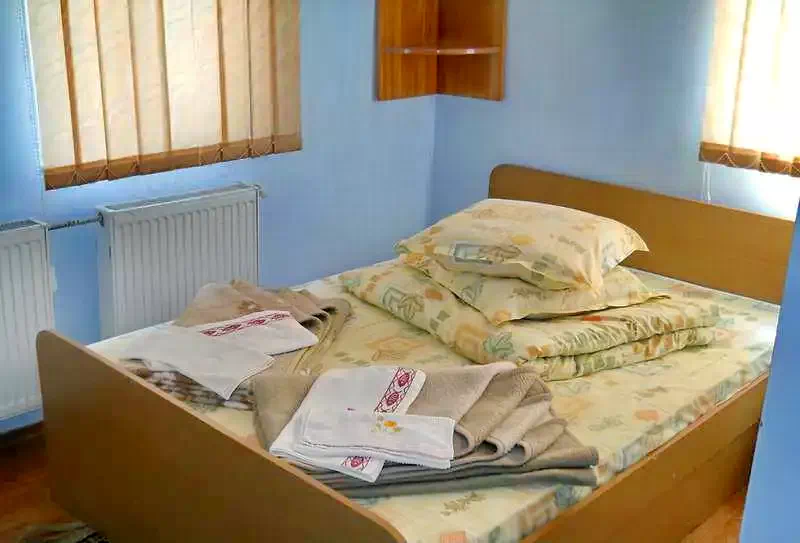 Brăduleț Cazare | Motel (K0712-7) Imaginea poate fi supusă drepturilor de autor. Se recomandă contactarea titularului drepturilor.