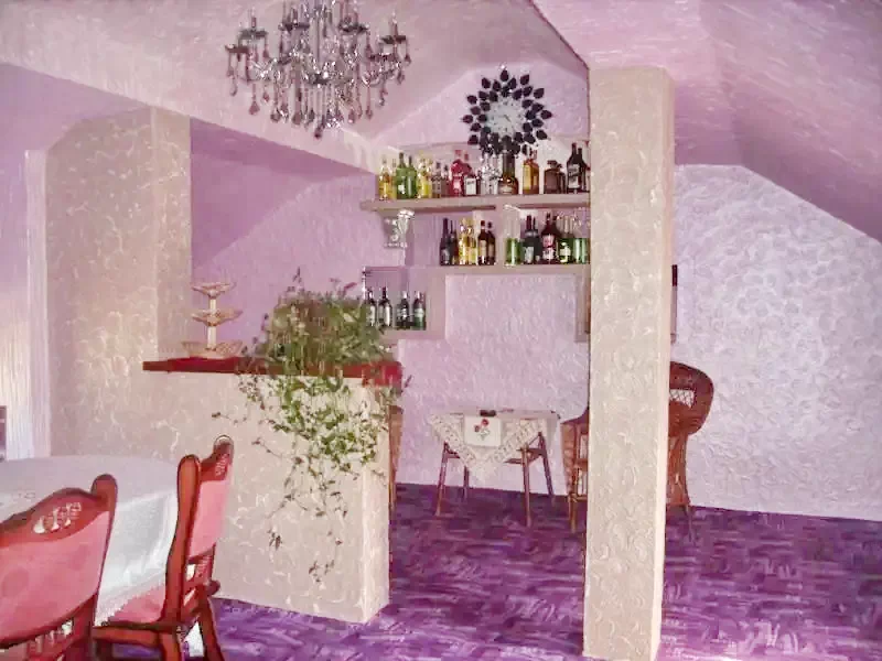  Szállás | Motel (K0660-2) A kép szerzői jogvédelem alatt állhat. Javasolt a kapcsolatfelvétel a jog tulajdonossal.