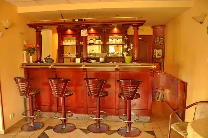 Mișcolț Cazare | Pensiune turistică (K0849-7) Imaginea poate fi supusă drepturilor de autor. Se recomandă contactarea titularului drepturilor.