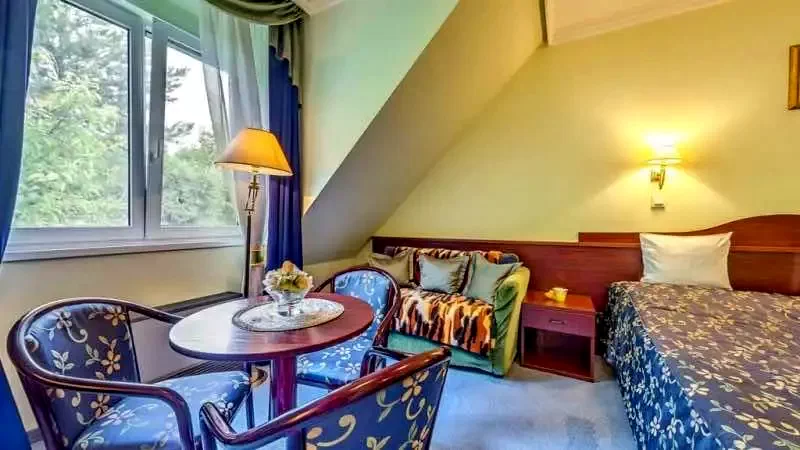 Mișcolț Cazare | Pensiune turistică (K0849-12) Imaginea poate fi supusă drepturilor de autor. Se recomandă contactarea titularului drepturilor.