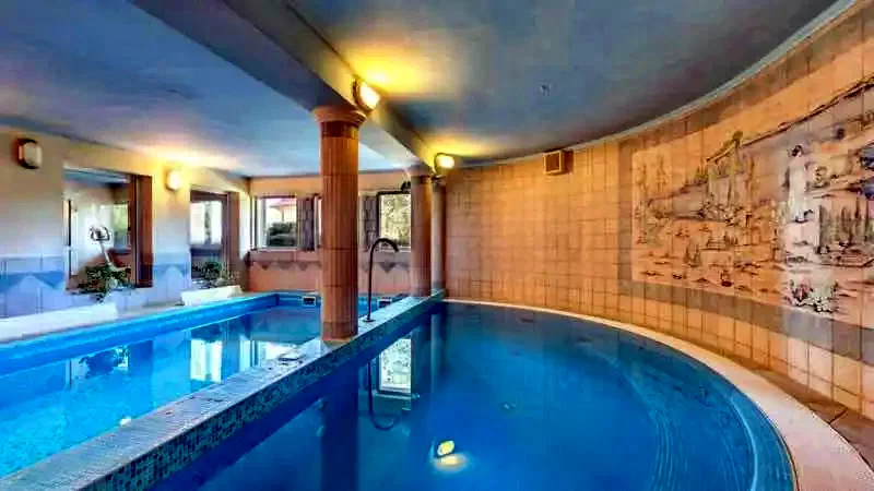 Mișcolț Cazare | Pensiune turistică (K0849-13) Imaginea poate fi supusă drepturilor de autor. Se recomandă contactarea titularului drepturilor.