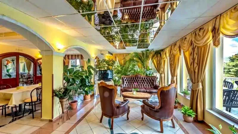 Mișcolț Cazare | Pensiune turistică (K0849-22) Imaginea poate fi supusă drepturilor de autor. Se recomandă contactarea titularului drepturilor.