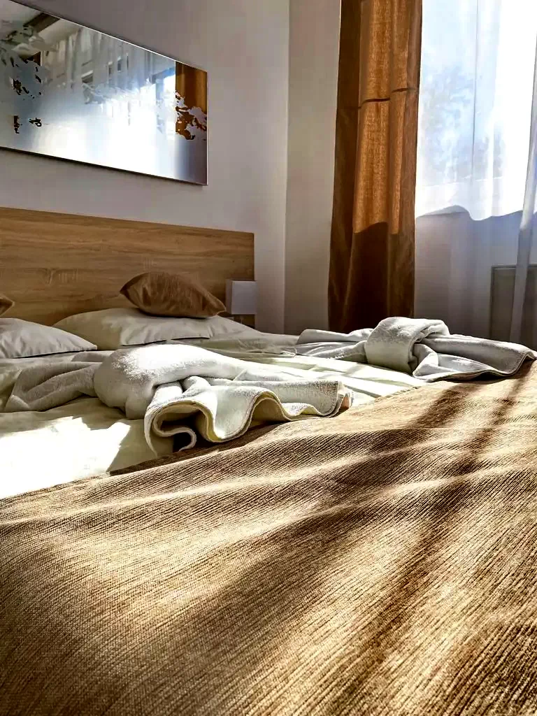 Tata Szállás | Turisztikai panzió (K1085-22) A kép szerzői jogvédelem alatt állhat. Javasolt a kapcsolatfelvétel a jog tulajdonossal.