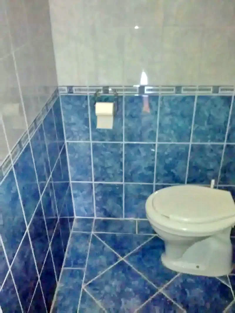  Cazare | Sat de vacanță (K0589-8) Imaginea poate fi supusă drepturilor de autor. Se recomandă contactarea titularului drepturilor.