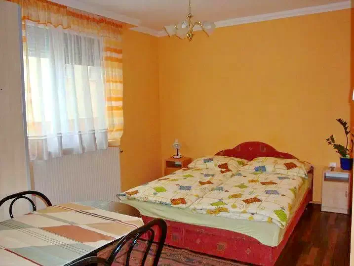 Hajdúszoboszló Szállás | Üdülőfalu (K0664-6) A kép szerzői jogvédelem alatt állhat. Javasolt a kapcsolatfelvétel a jog tulajdonossal.