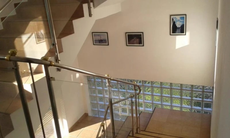  Cazare | Hotel**** (K1048-21) Imaginea poate fi supusă drepturilor de autor. Se recomandă contactarea titularului drepturilor.