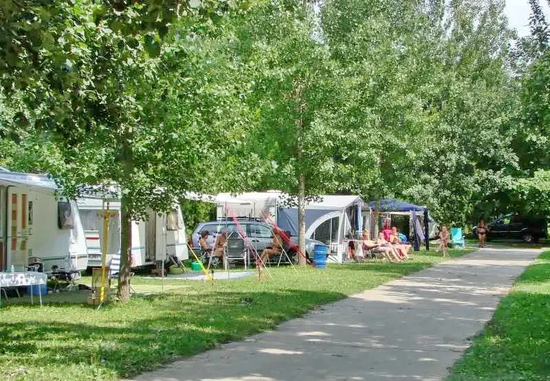 Esztergom Cazare | Vilă (K0841-20) Imaginea poate fi supusă drepturilor de autor. Se recomandă contactarea titularului drepturilor.