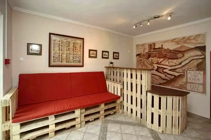 Eger Szállás | Motel (K0842-5) A kép szerzői jogvédelem alatt állhat. Javasolt a kapcsolatfelvétel a jog tulajdonossal.