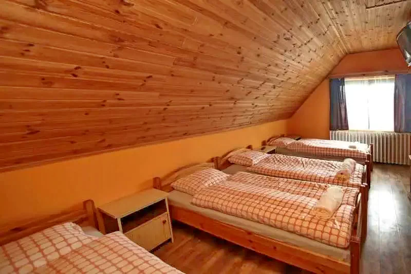 Eger Szállás | Motel (K0842-14) A kép szerzői jogvédelem alatt állhat. Javasolt a kapcsolatfelvétel a jog tulajdonossal.