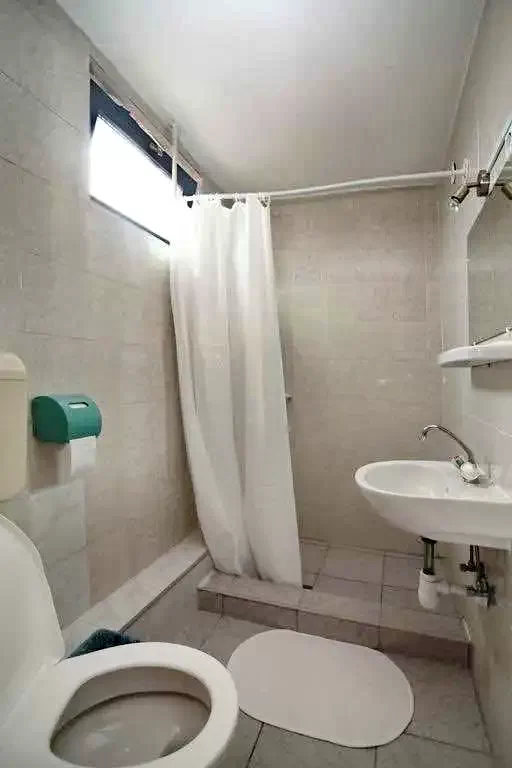  Cazare | Motel (K0842-21) Imaginea poate fi supusă drepturilor de autor. Se recomandă contactarea titularului drepturilor.