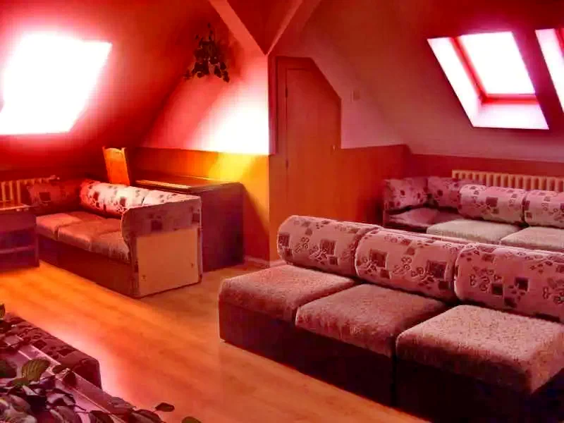  Cazare | Hotel*** (K0840-7) Imaginea poate fi supusă drepturilor de autor. Se recomandă contactarea titularului drepturilor.