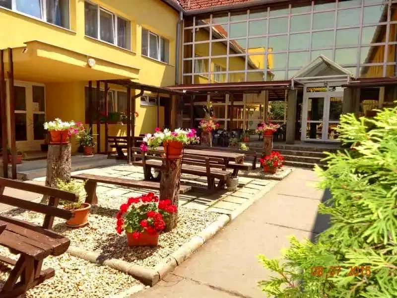  Cazare | Hotel*** (K0840-13) Imaginea poate fi supusă drepturilor de autor. Se recomandă contactarea titularului drepturilor.