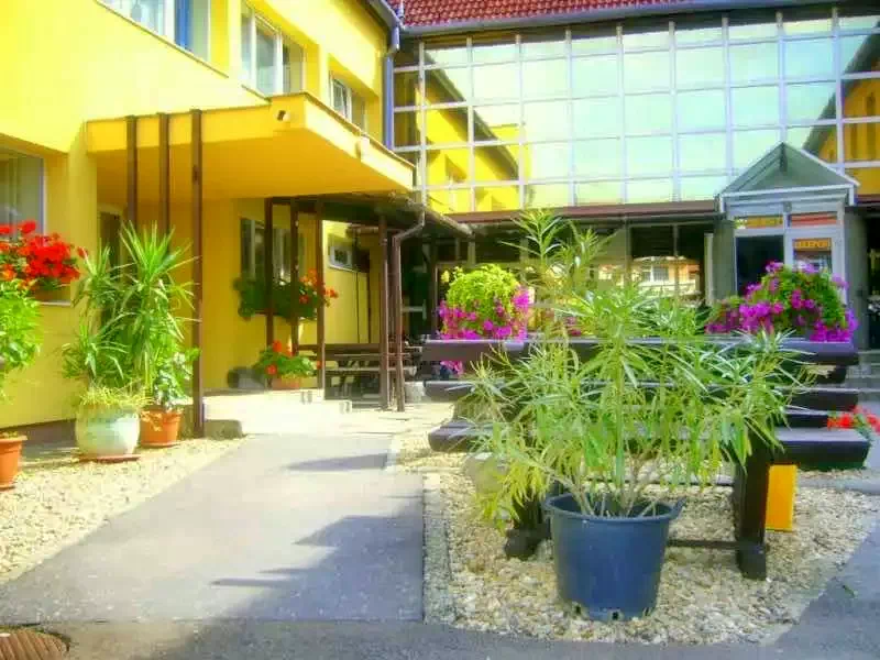 Eger Szállás | Hotel*** (K0840-15) A kép szerzői jogvédelem alatt állhat. Javasolt a kapcsolatfelvétel a jog tulajdonossal.