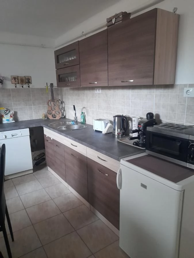 Nyíregyháza Cazare | Apartament (K1051-1) Imaginea poate fi supusă drepturilor de autor. Se recomandă contactarea titularului drepturilor.