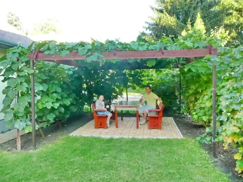  Cazare | Motel (K0671-2) Imaginea poate fi supusă drepturilor de autor. Se recomandă contactarea titularului drepturilor.