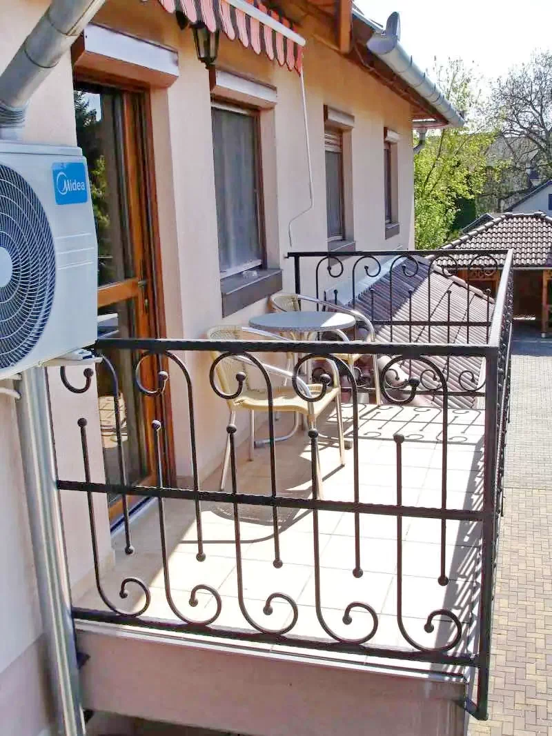  Cazare | Hotel**** (K0844-46) Imaginea poate fi supusă drepturilor de autor. Se recomandă contactarea titularului drepturilor.