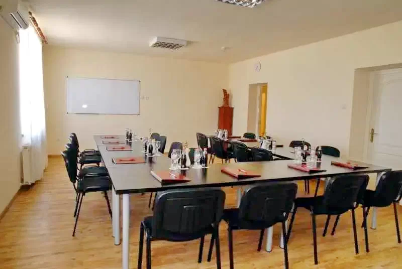 Vecsés Szállás | Turisztikai panzió (K1050-2) A kép szerzői jogvédelem alatt állhat. Javasolt a kapcsolatfelvétel a jog tulajdonossal.