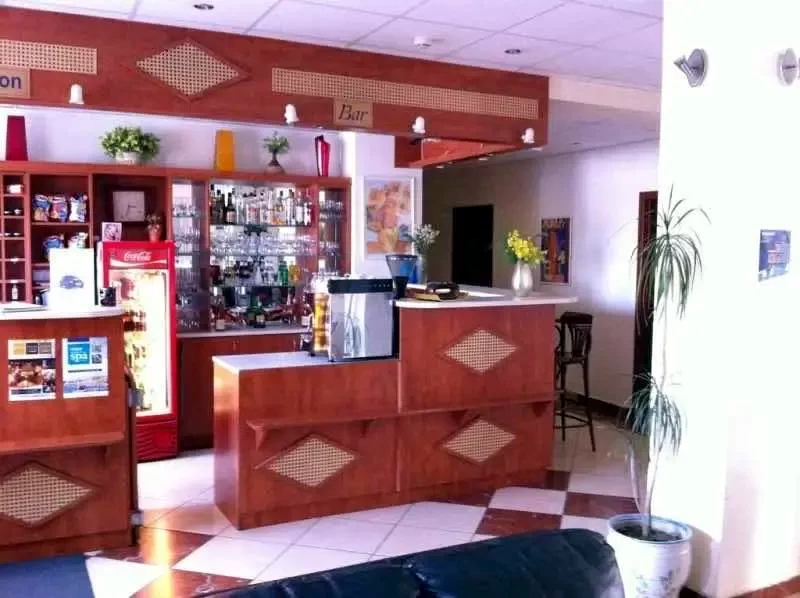 Vecsés Szállás | Turisztikai panzió (K1050-4) A kép szerzői jogvédelem alatt állhat. Javasolt a kapcsolatfelvétel a jog tulajdonossal.