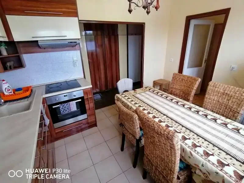  Cazare | Bungalow (K1164-8) Imaginea poate fi supusă drepturilor de autor. Se recomandă contactarea titularului drepturilor.