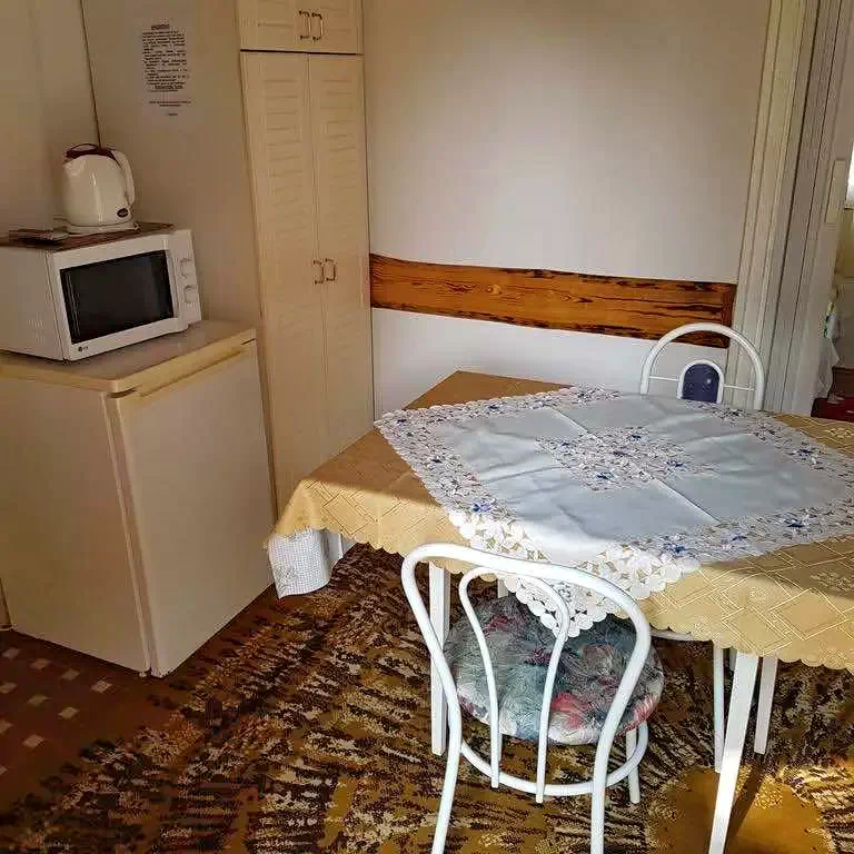  Cazare | Bungalow (K0927-4) Imaginea poate fi supusă drepturilor de autor. Se recomandă contactarea titularului drepturilor.