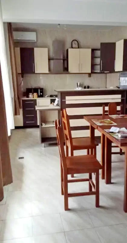 Slănic Cazare | Camping / Popas turistic (K0550-4) Imaginea poate fi supusă drepturilor de autor. Se recomandă contactarea titularului drepturilor.