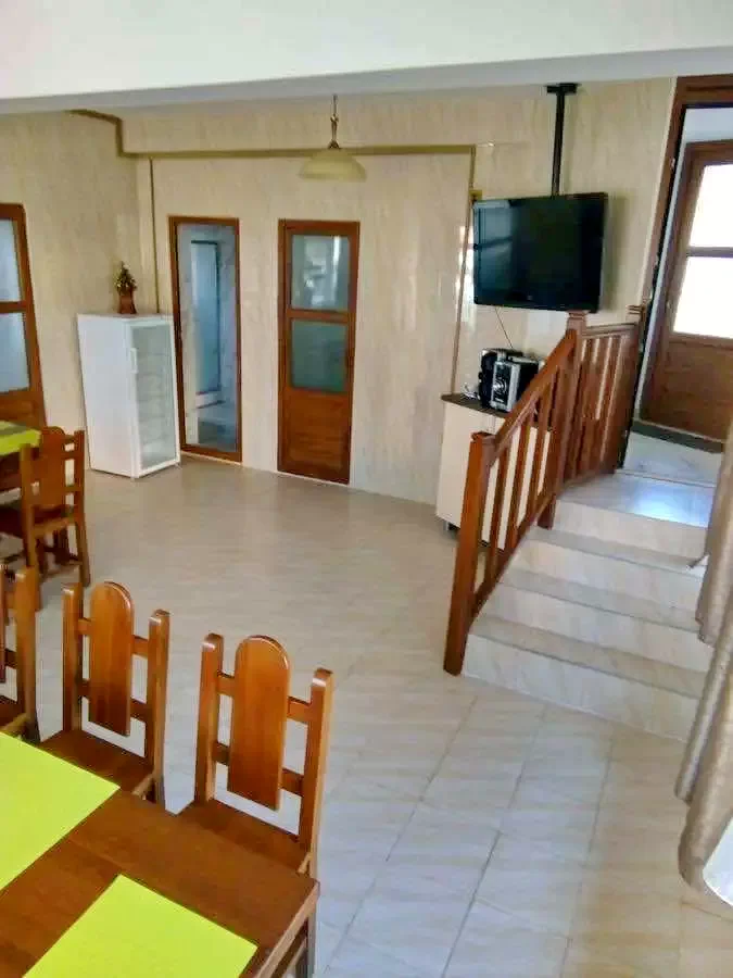 Slănic Cazare | Camping / Popas turistic (K0550-8) Imaginea poate fi supusă drepturilor de autor. Se recomandă contactarea titularului drepturilor.