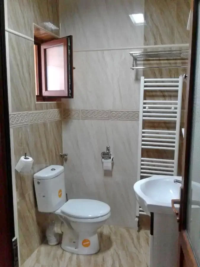 Slănic Cazare | Camping / Popas turistic (K0550-13) Imaginea poate fi supusă drepturilor de autor. Se recomandă contactarea titularului drepturilor.