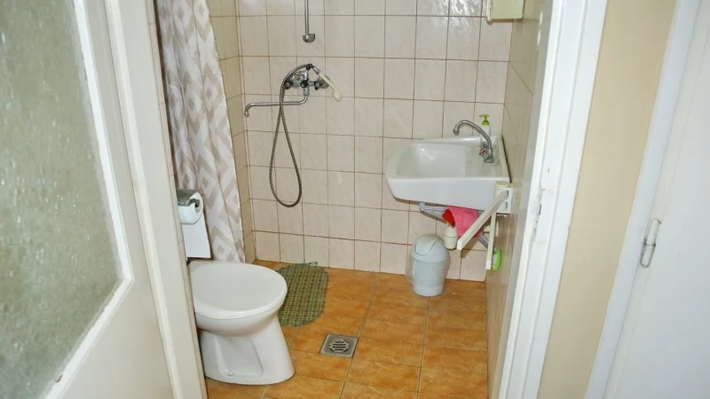 Jula Cazare | Hotel**** (K0339-2) Imaginea poate fi supusă drepturilor de autor. Se recomandă contactarea titularului drepturilor.