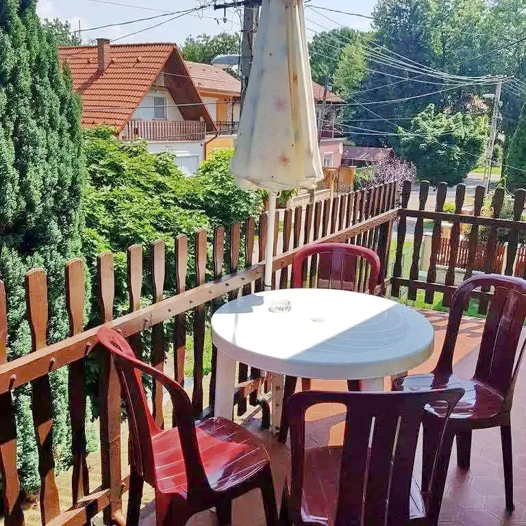 Hajdúszoboszló Szállás | Apartmanház (K0906-7) A kép szerzői jogvédelem alatt állhat. Javasolt a kapcsolatfelvétel a jog tulajdonossal.