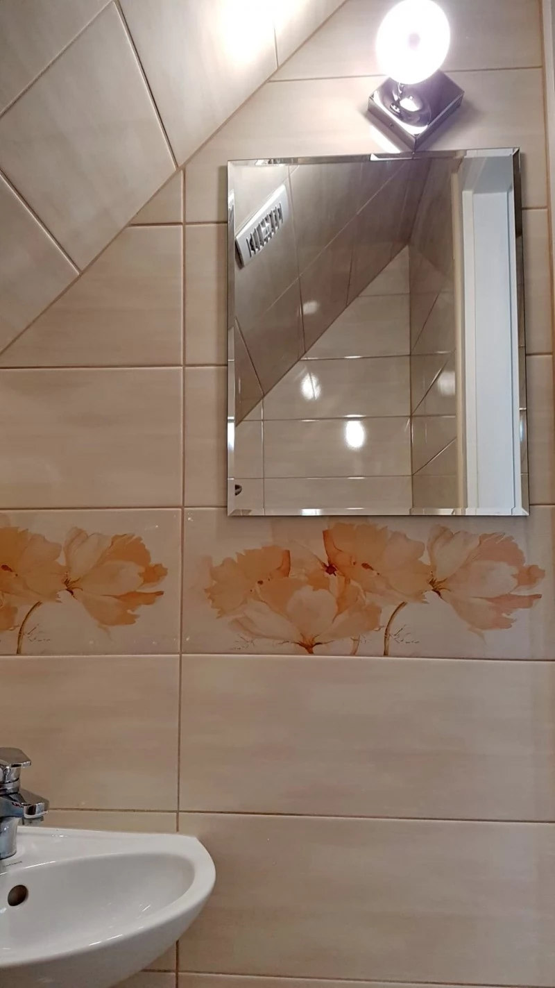  Cazare | Bungalow (K0906-25) Imaginea poate fi supusă drepturilor de autor. Se recomandă contactarea titularului drepturilor.