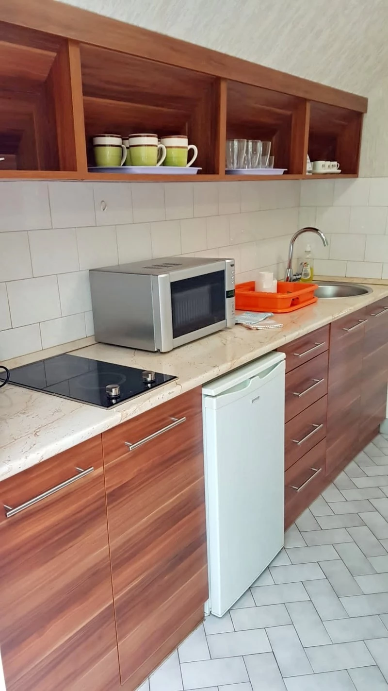  Cazare | Bungalow (K0906-26) Imaginea poate fi supusă drepturilor de autor. Se recomandă contactarea titularului drepturilor.