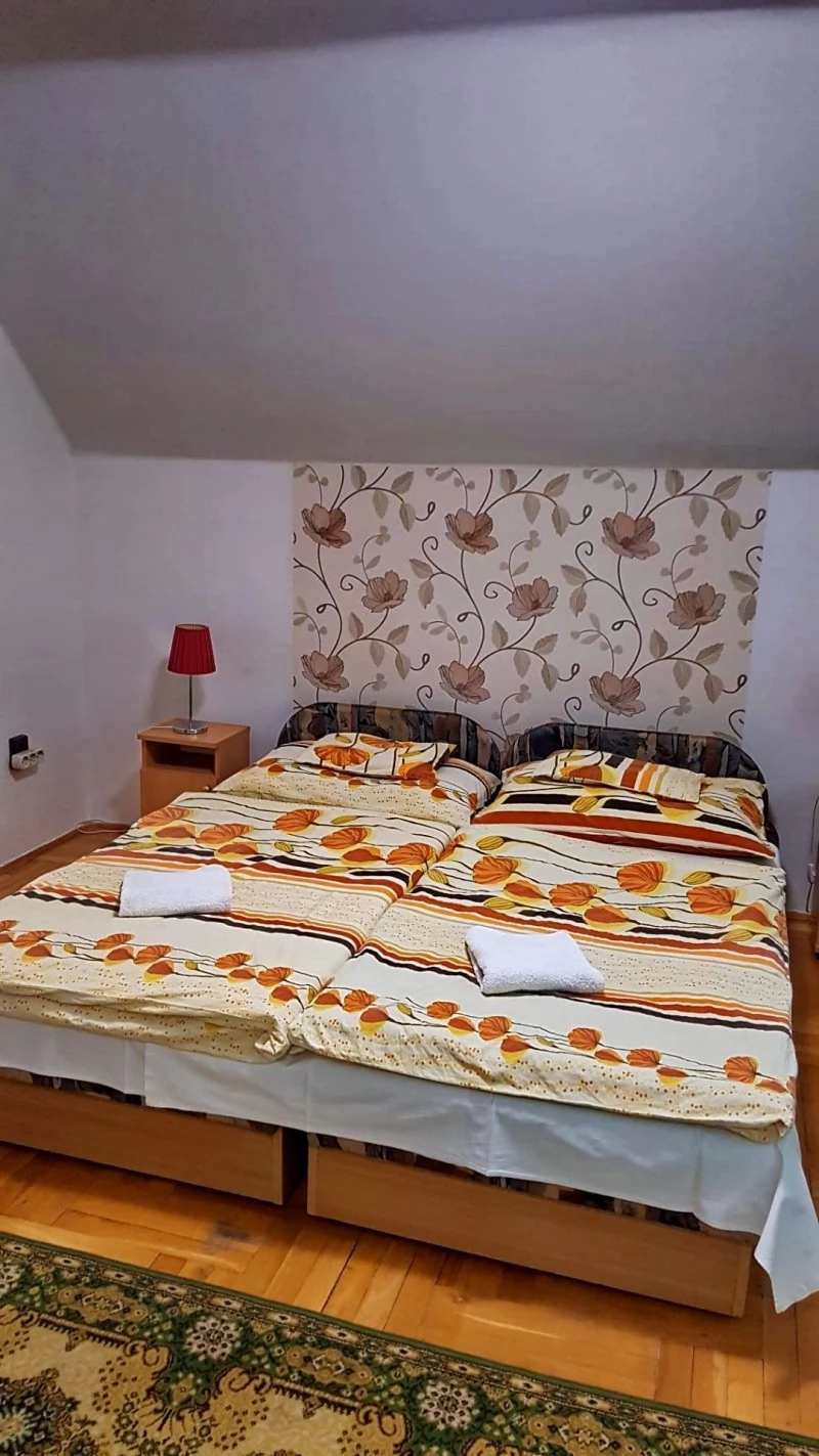 Hajdúszoboszló Szállás | Apartmanház (K0906-28) A kép szerzői jogvédelem alatt állhat. Javasolt a kapcsolatfelvétel a jog tulajdonossal.