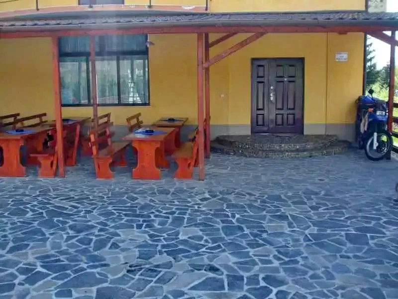 Borșa Cazare | Motel (K0058-19) Imaginea poate fi supusă drepturilor de autor. Se recomandă contactarea titularului drepturilor.