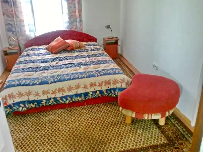  Cazare | Sat de vacanță (K0337-11) Imaginea poate fi supusă drepturilor de autor. Se recomandă contactarea titularului drepturilor.