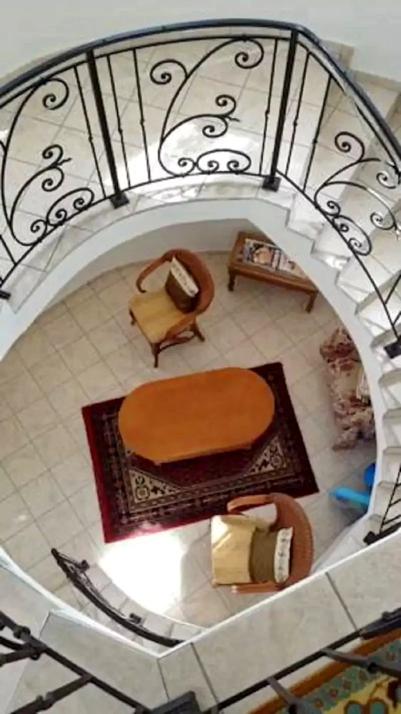  Cazare | Sat de vacanță (K0337-21) Imaginea poate fi supusă drepturilor de autor. Se recomandă contactarea titularului drepturilor.